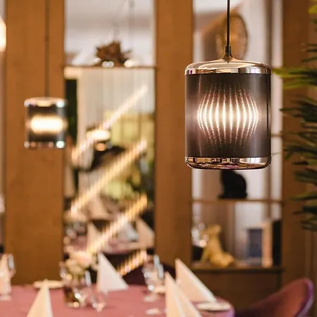Hotel Merkur 3*
