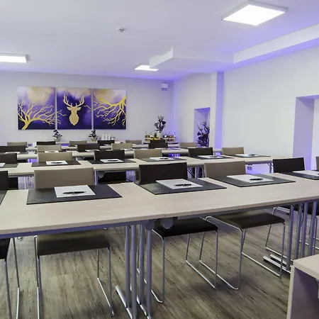 Merkur Hotel 3*